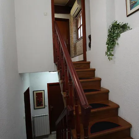 Isabel Apartmán *